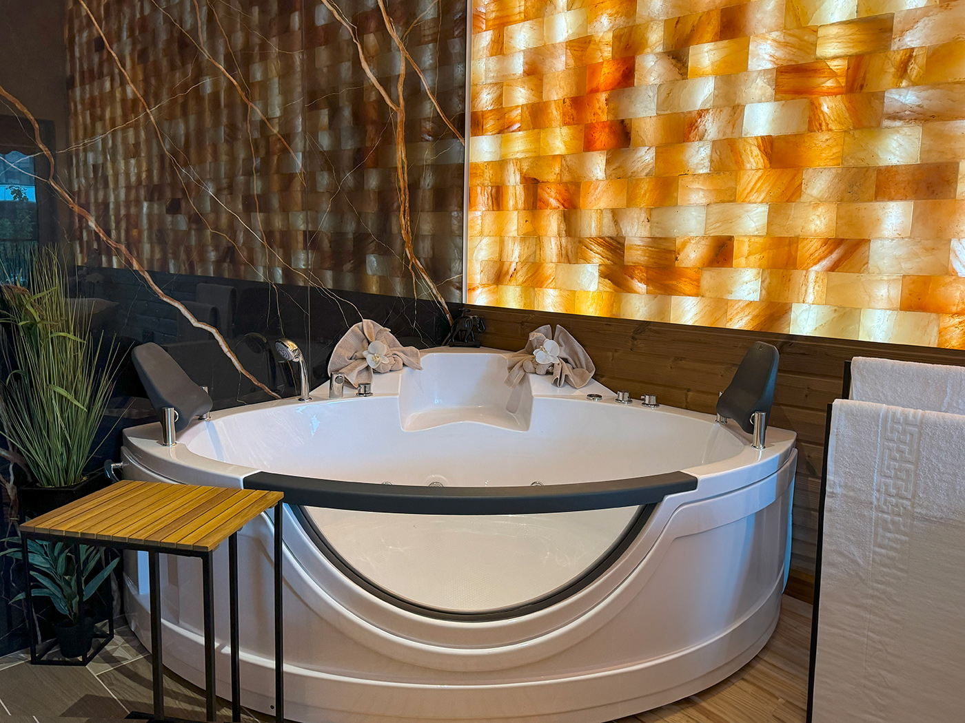 Jacuzzi relaxant – TAO TEMPLE SPA București